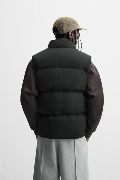 BLACK SLEEVELESS DOWN JACKET